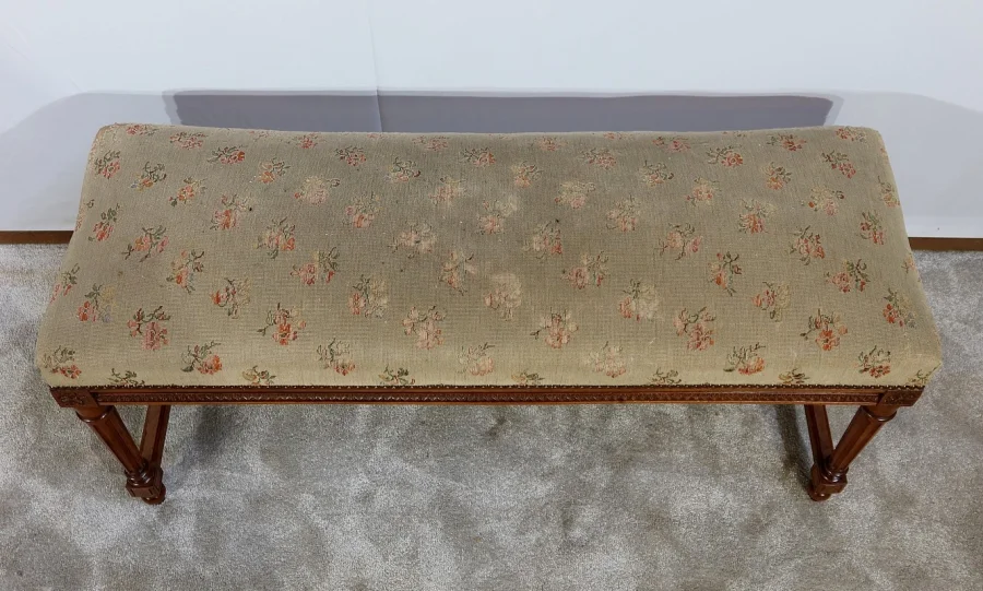 BANK IM LOUIS XVI-STIL