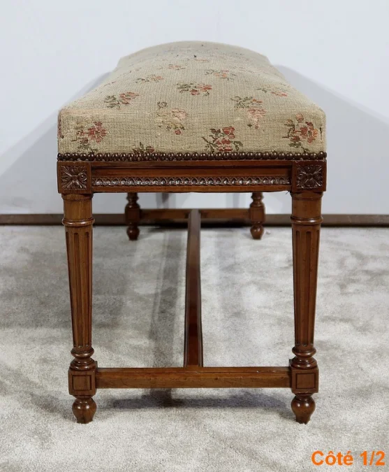 BANK IM LOUIS XVI-STIL
