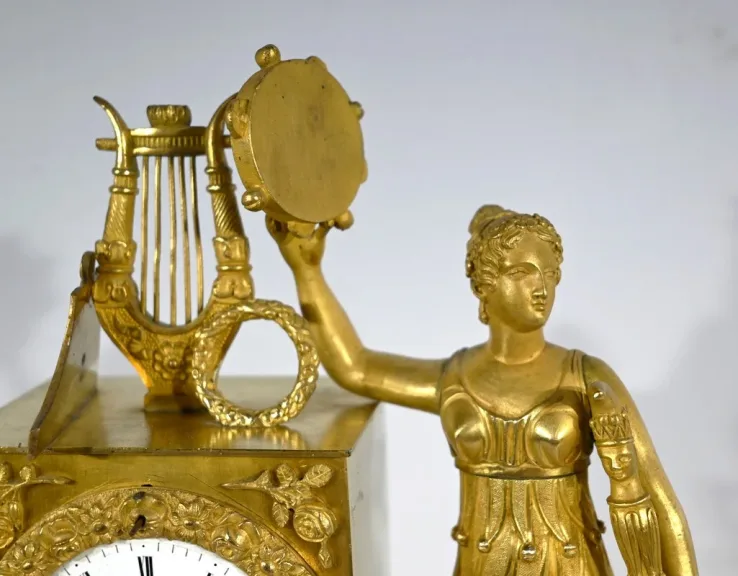 Horloge en Bronze Doré – Début XIXe