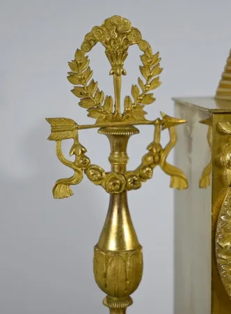 Horloge en Bronze Doré – Début XIXe