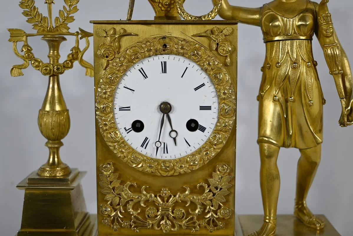 EARLY NINETEENTH CENTURY CLOCK
