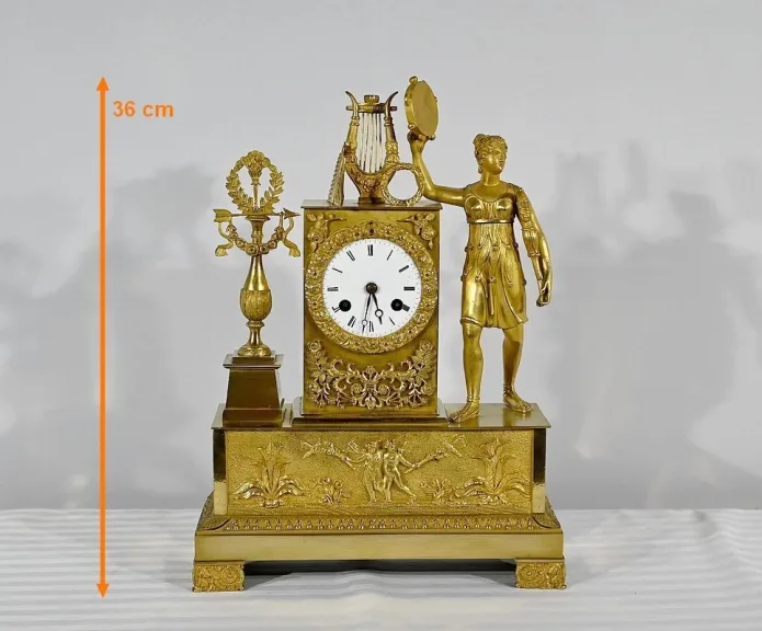 Horloge en Bronze Doré – Début XIXe