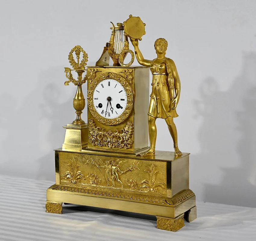 EARLY NINETEENTH CENTURY CLOCK
