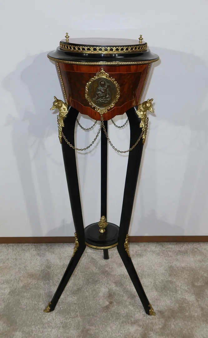 NAPOLEON III PERIOD STAND