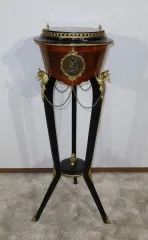 NAPOLEON III PERIOD STAND