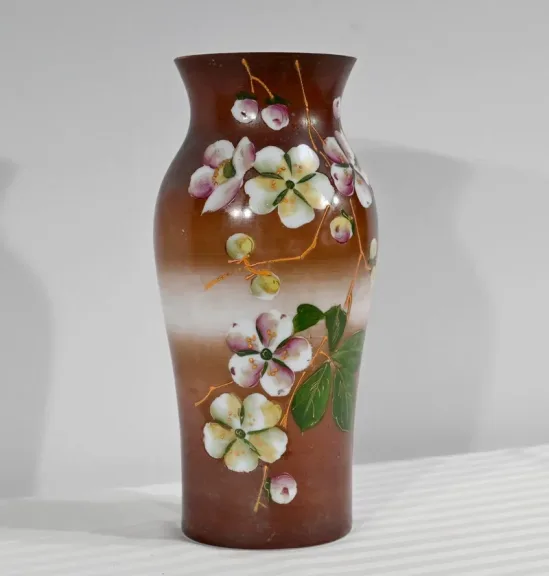 Vase en Porcelaine Fine, Art Nouveau – 1900