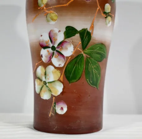 Vase en Porcelaine Fine, Art Nouveau – 1900