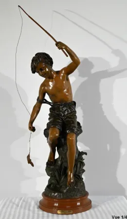 SPELTER SCULPTURE signed S. KINDSBURGER