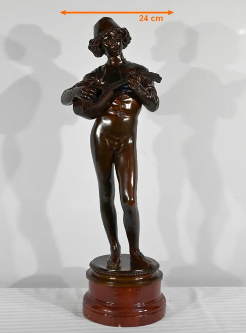 BRONZESTATUETTE signiert P. DUBOIS