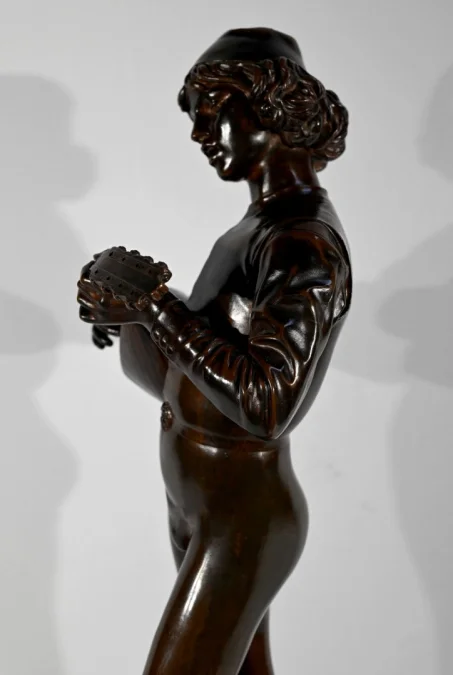 BRONZESTATUETTE signiert P. DUBOIS