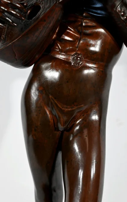 BRONZESTATUETTE signiert P. DUBOIS