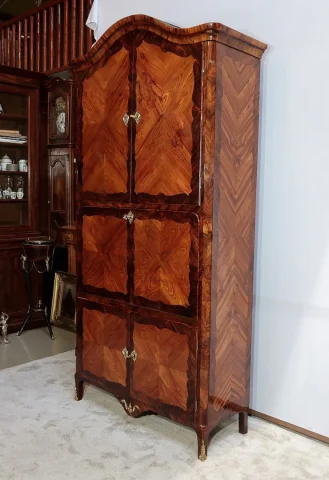 Rare et Exceptionnel Meuble Secrétaire en bois précieux, estampillé J. Popsel, Louis XV - XVIIIe