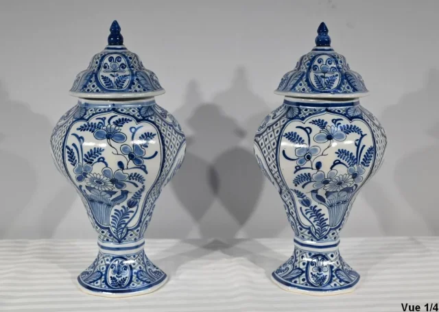 PAIR OF DELFT FAIENCE  VASES