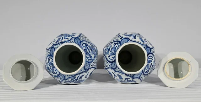 PAIR OF DELFT FAIENCE  VASES