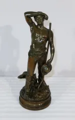 BRONZESTATUETTE signiert E. CONSTANT FAVRE