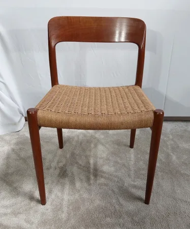 Suite de 4 Chaises Modèle « 75 » par Niels Otto Moller, Danemark - 1960