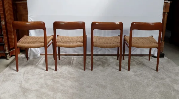 Suite de 4 Chaises Modèle « 75 » par Niels Otto Moller, Danemark - 1960