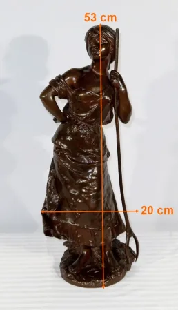 BRONZE SCULPTURE signed H. MOREAU