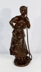 BRONZE SCULPTURE signed H. MOREAU