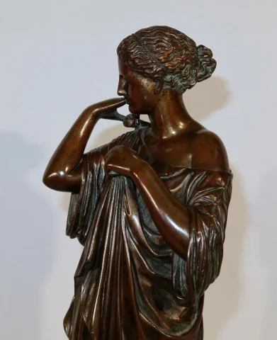 Bronze « Diane de Gabies » d’après Praxitèle, signé C. Sauvage – Début XIXe