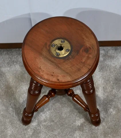 PIANO STOOL