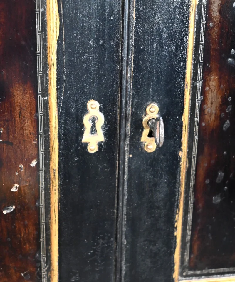 CHINESE WALL CABINET