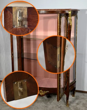 Vitrine 2 Portes en Palissandre, style Louis XV, époque Napoléon III – Milieu XIXe