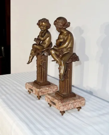 Paire de statuettes « L’Insouciant et la Rêveuse » par A. Moreau – Fin XIXe