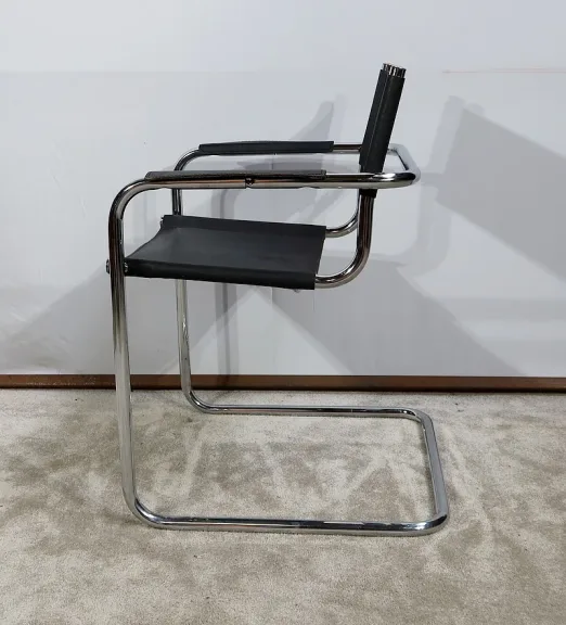 Fauteuil en Métal Chromé et Cuir noir, d'après M. Breuer - 1970