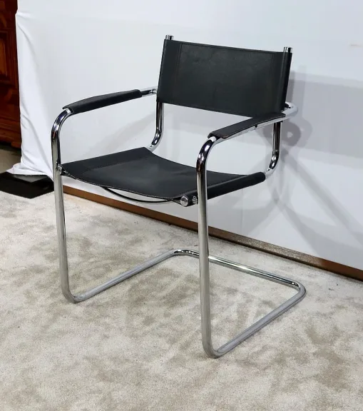Fauteuil en Métal Chromé et Cuir noir, d'après M. Breuer - 1970