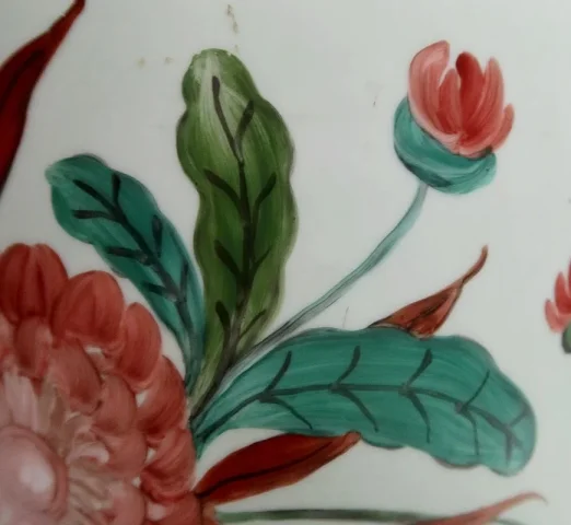 リモージュ磁器の花瓶
