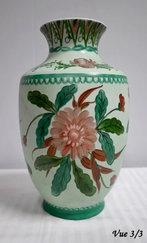 リモージュ磁器の花瓶