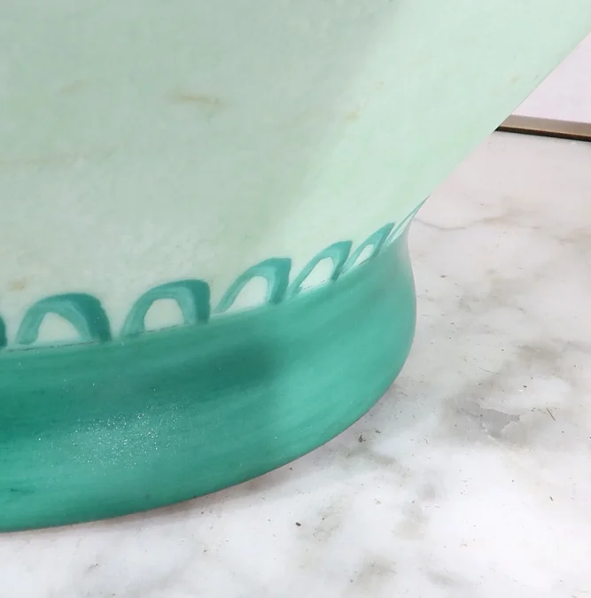 VASE AUS LIMOGES-PORZELLAN