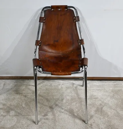 Chaise en Métal et Cuir, par C.Perriand pour les Arcs – 1960
