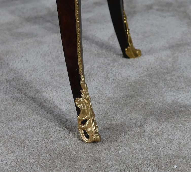 SCHRÄGSCHREIBTISCH AUS DER NAPOLEON-III-ZEIT