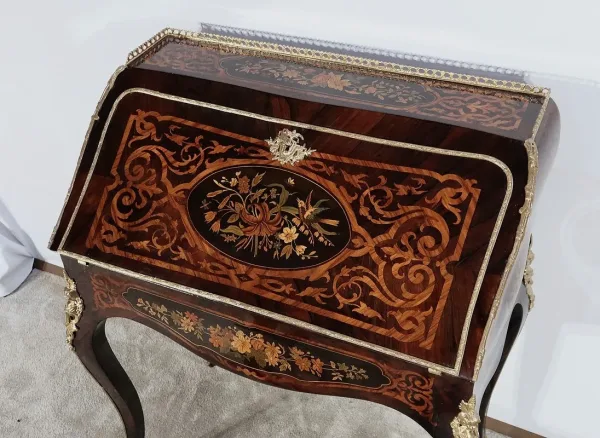 Bureau de Pente en Bois Précieux, époque Napoléon III - Milieu XIXe
