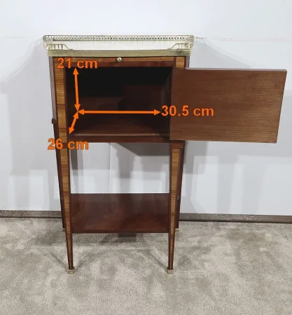 Petite Table de Salon dans le goût Louis XVI – Milieu XIXe