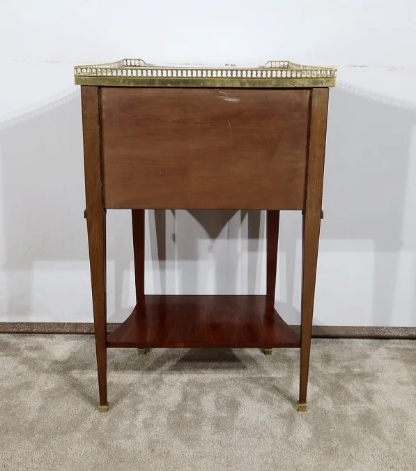 BEISTELLTISCH IM LOUIS XVI-STIL