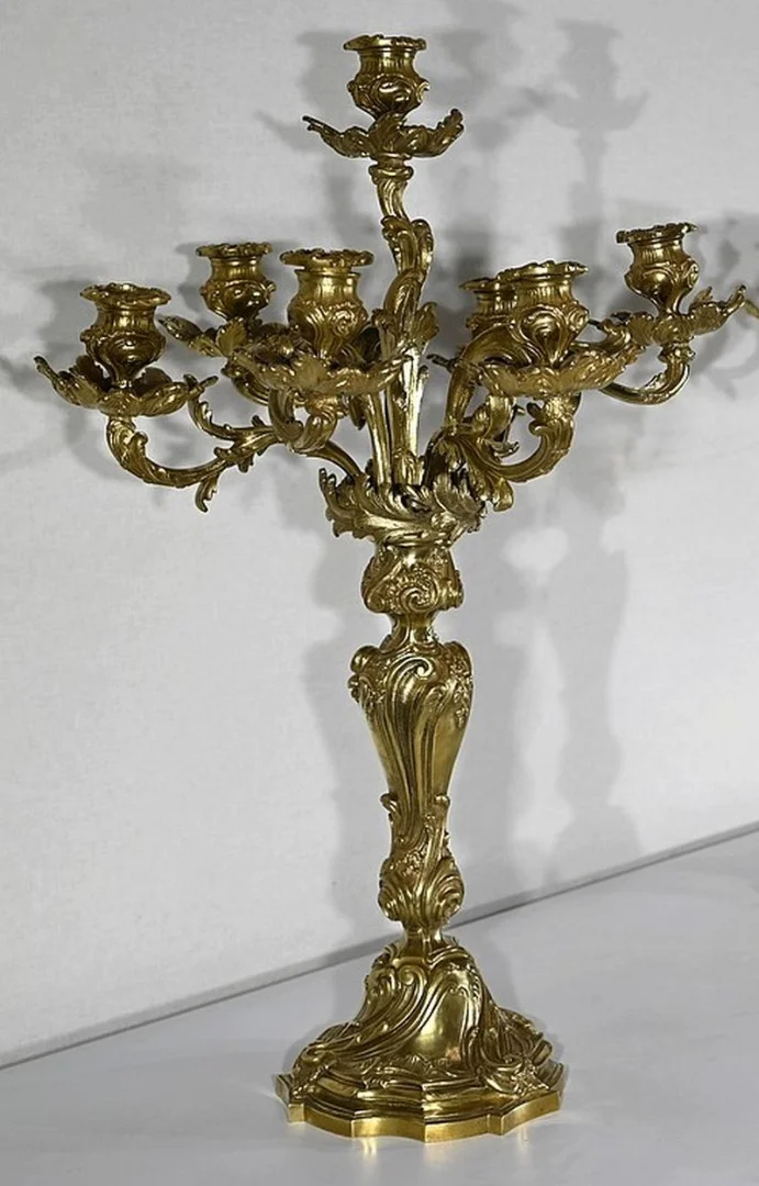 Kerzenleuchter im Louis-XV-Stil