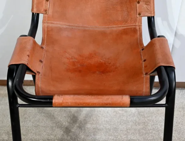 Paire de Chaises en Métal et Cuir, d’après C.Perriand pour les Arcs – 1960