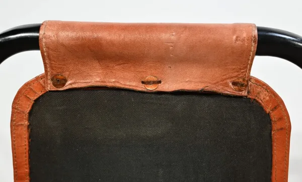Paire de Chaises en Métal et Cuir, d’après C.Perriand pour les Arcs – 1960