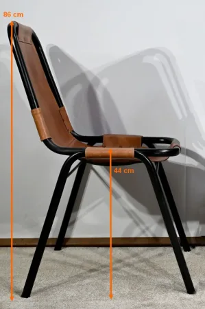 Paire de Chaises en Métal et Cuir, d’après C.Perriand pour les Arcs – 1960