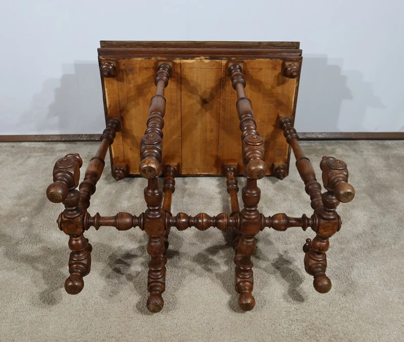 Table de Milieu dans le goût Louis XIV – 2ème partie XIXe