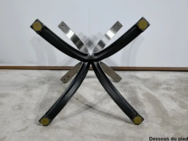 Table T69 Cristal, par E.Gerli et O.Borsani pour Tecno – 1963
