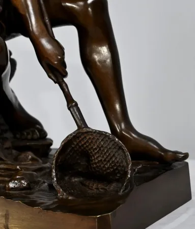 BRONZE STATUETTE signed R. GUILLAUME