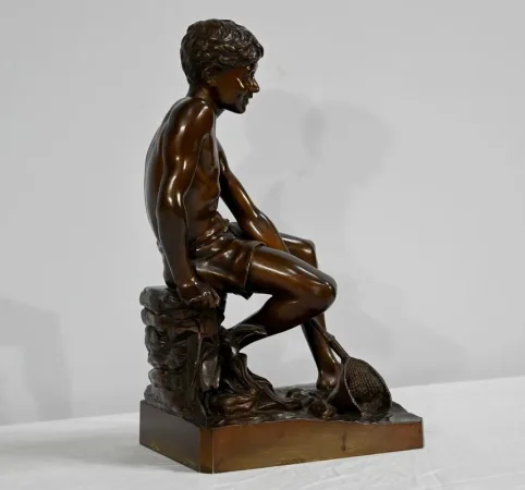 BRONZE STATUETTE signed R. GUILLAUME