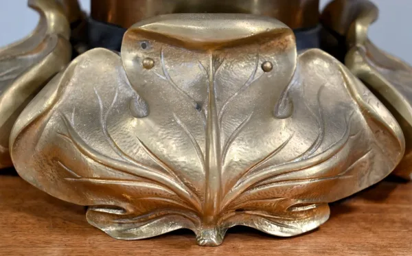 Importante Table de Milieu en Acajou, Art Déco – Début XXe