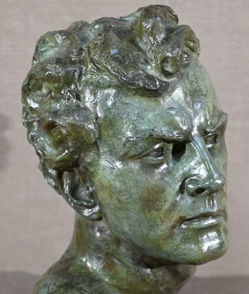 Important Bronze « Jean Mermoz », signé A.Ouline – 1ère partie XXe