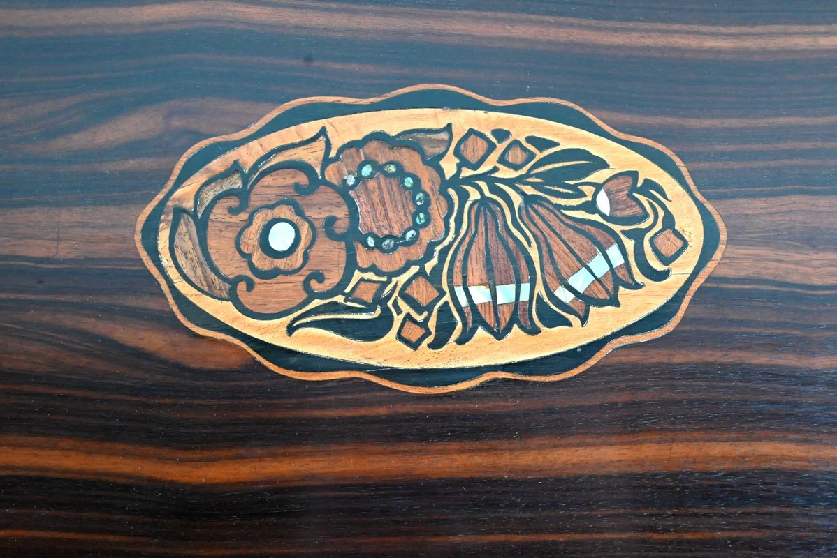 Table Desserte en Ébène, estampillée Majorelle – 1910