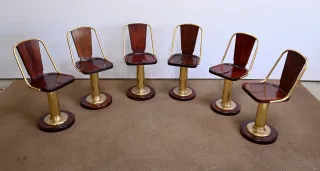 SI;X STOELEN uit een LINER